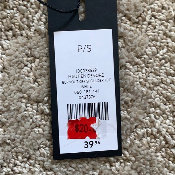 Dynamite off the shoulder top - Picture 2 of 2